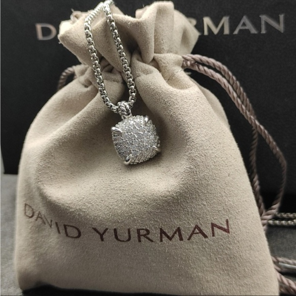 ✨ Authentic David Yurman Silver Pavé Sphere Pendant Necklace ✨